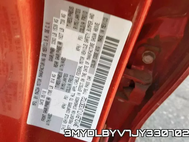 3MYDLBYV7JY330702_10.webp