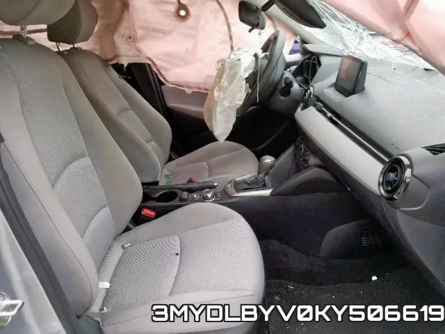 3MYDLBYV0KY506619_5.webp