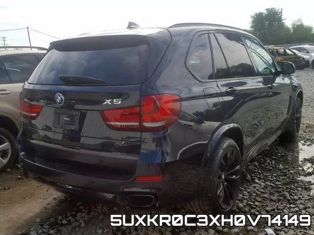 5UXKR0C3XH0V74149_4.webp