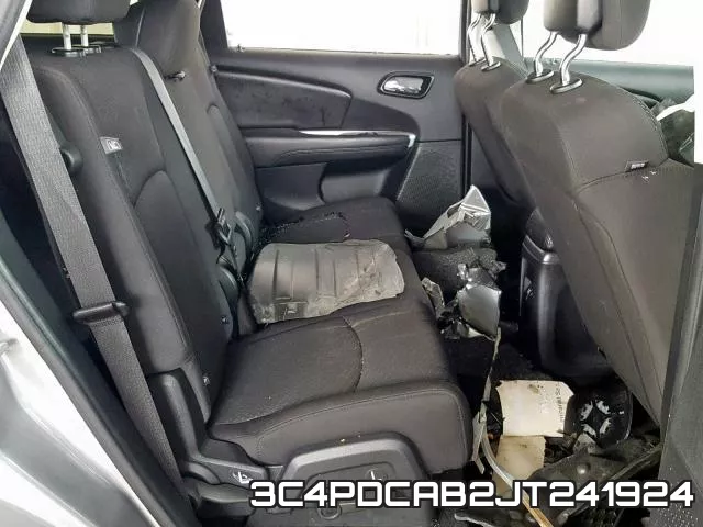 3C4PDCAB2JT241924_6.webp