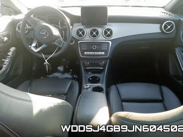 WDDSJ4GB9JN604502_9.webp