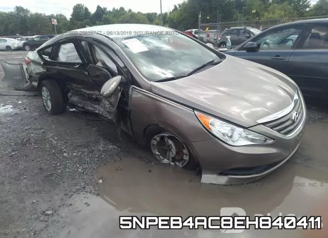 5NPEB4AC8EH840411