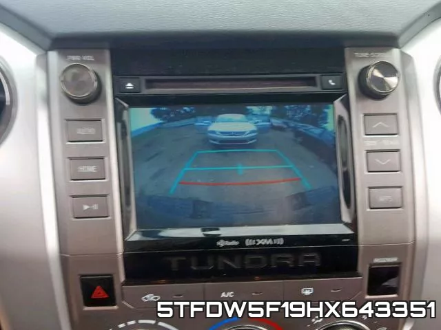 5TFDW5F19HX643351_9.webp