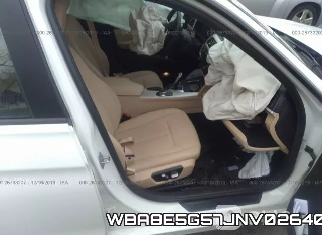 WBA8E5G57JNV02640_5.webp