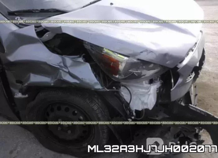 ML32A3HJ7JH002077_6.webp