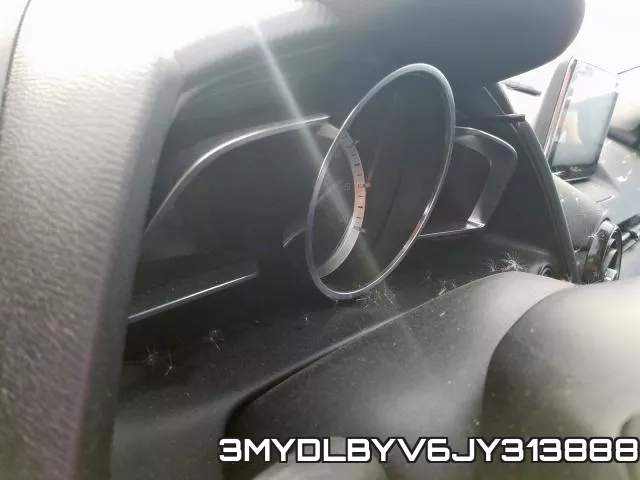 3MYDLBYV6JY313888_8.webp