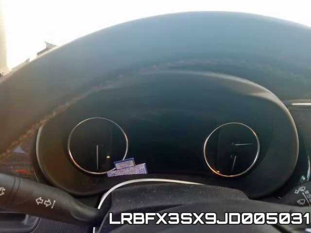 LRBFX3SX9JD005031_8.webp