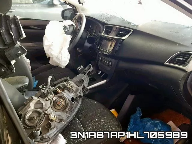 3N1AB7AP1HL705989_5.webp