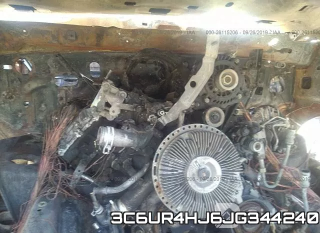 3C6UR4HJ6JG344240_10.webp