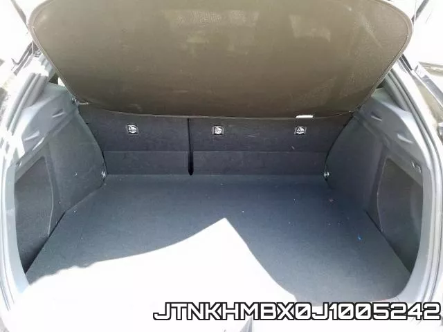JTNKHMBX0J1005242_9.webp