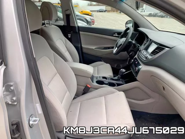 KM8J3CA44JU675029_6.webp
