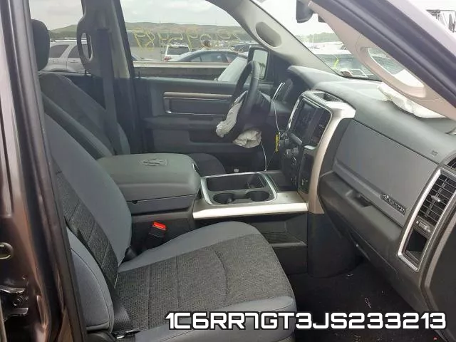 1C6RR7GT3JS233213_5.webp