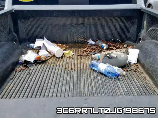 3C6RR7LT0JG198675_6.webp