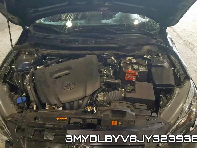 3MYDLBYV8JY323936_7.webp