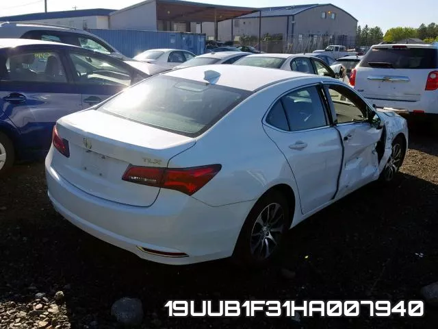 19UUB1F31HA007940_4.webp