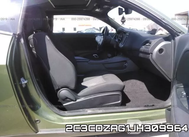 2C3CDZAG1JH309964_5.webp