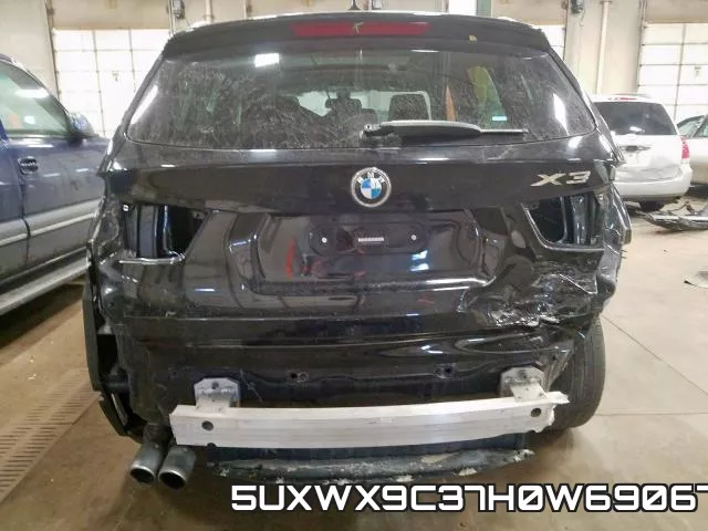 5UXWX9C37H0W69067_9.webp