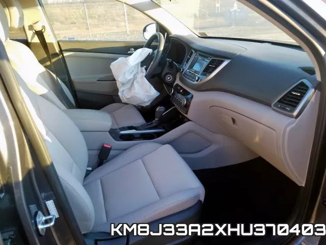 KM8J33A2XHU370403_5.webp