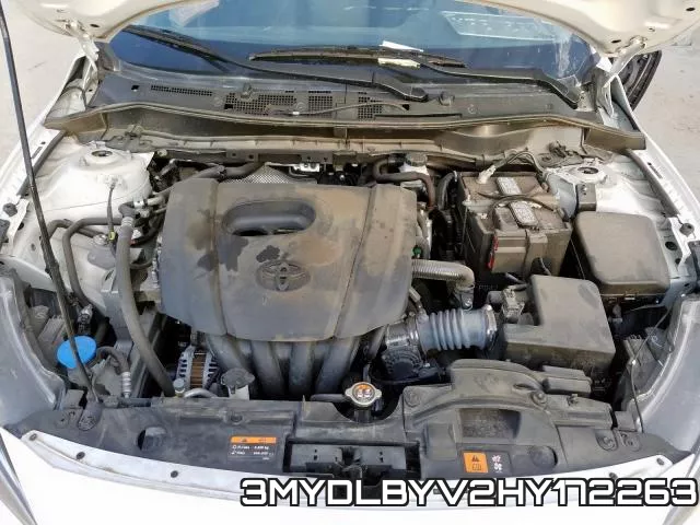 3MYDLBYV2HY172263_7.webp