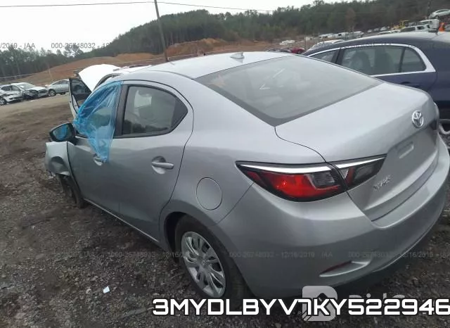 3MYDLBYV7KY522946_3.webp