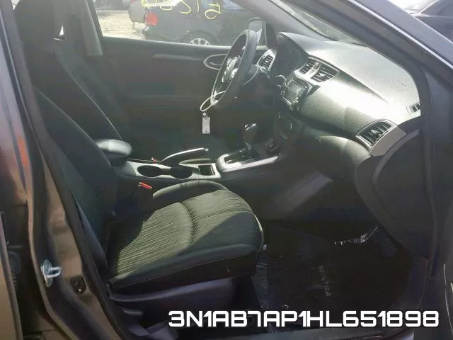 3N1AB7AP1HL651898_5.webp