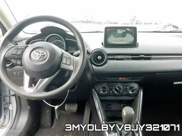 3MYDLBYV8JY321071