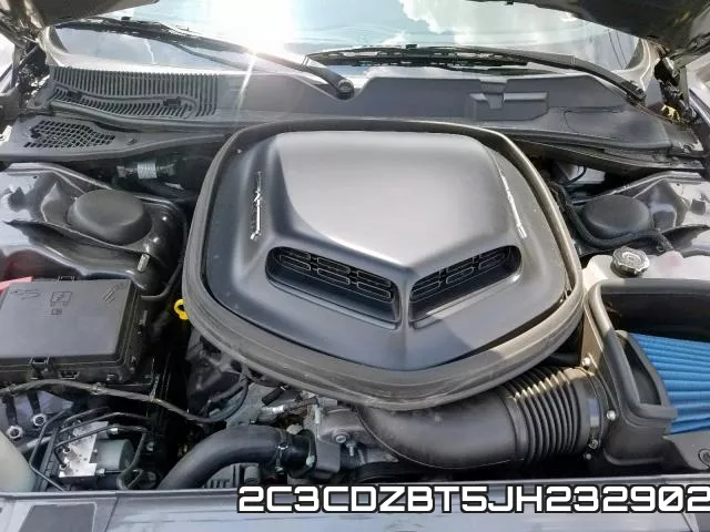 2C3CDZBT5JH232902_7.webp