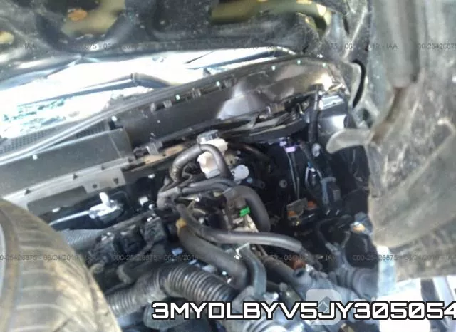 3MYDLBYV5JY305054_10.webp