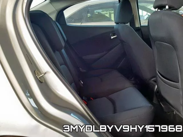 3MYDLBYV9HY157968_6.webp