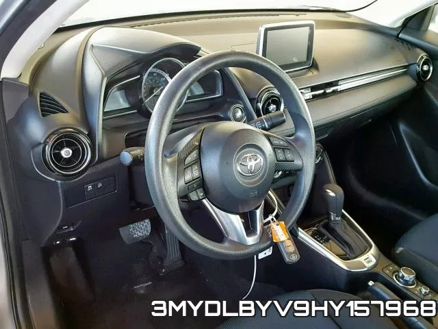 3MYDLBYV9HY157968_9.webp