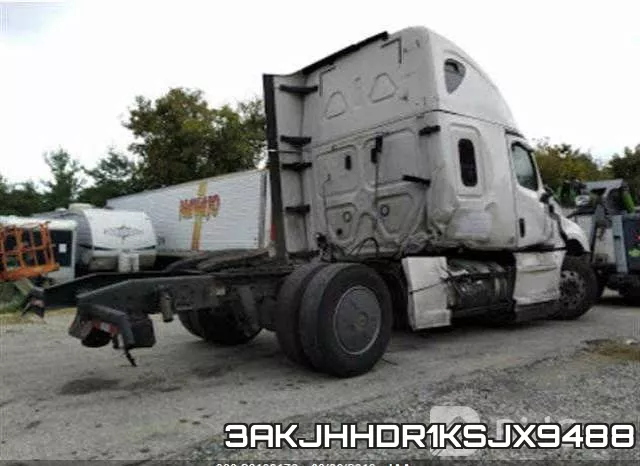 3AKJHHDR1KSJX9488_4.webp