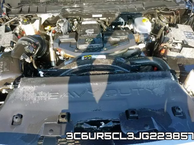 3C6UR5CL3JG223857_7.webp