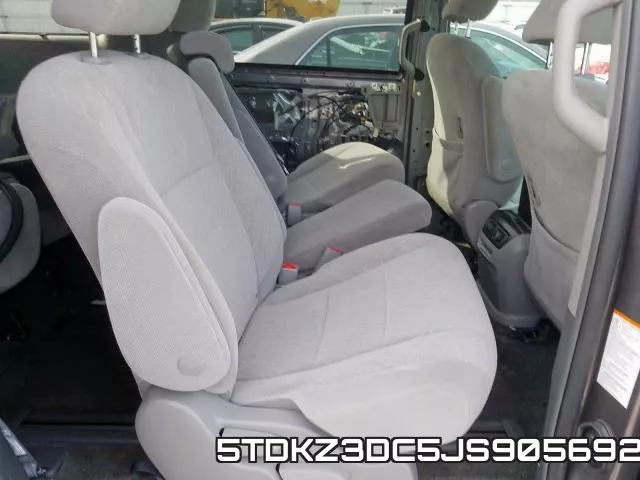 5TDKZ3DC5JS905692_6.webp