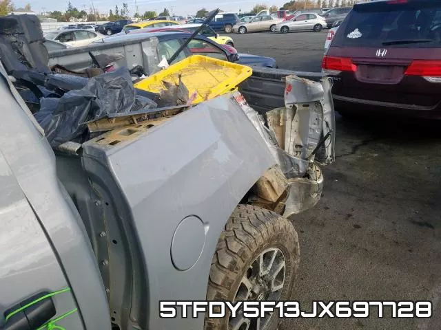 5TFDY5F13JX697728_10.webp