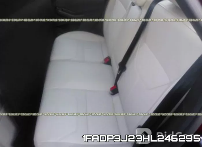 1FADP3J23HL246295_8.webp