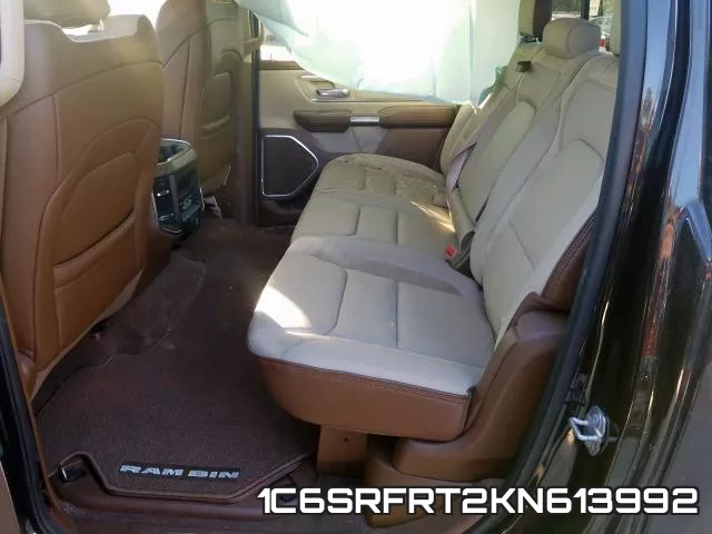 1C6SRFRT2KN613992_6.webp