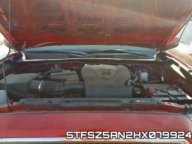 5TFSZ5AN2HX079924_7.webp