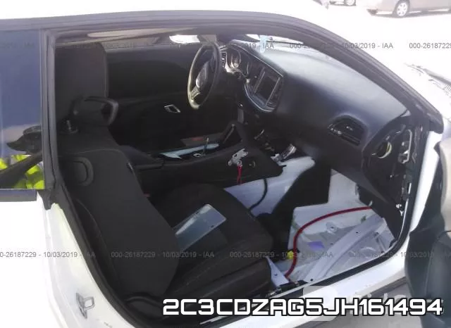 2C3CDZAG5JH161494_5.webp