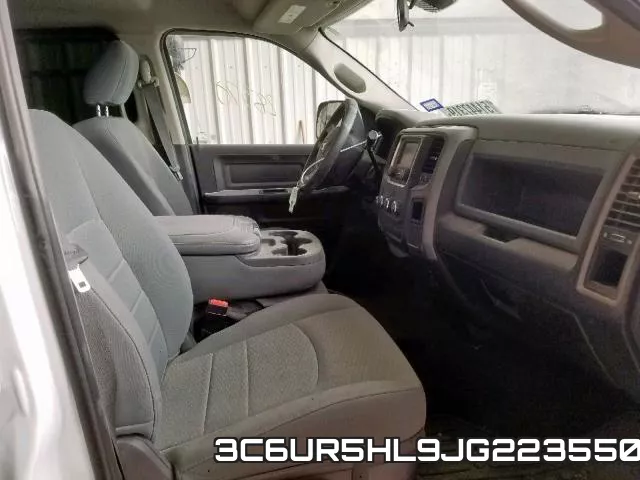 3C6UR5HL9JG223550_5.webp