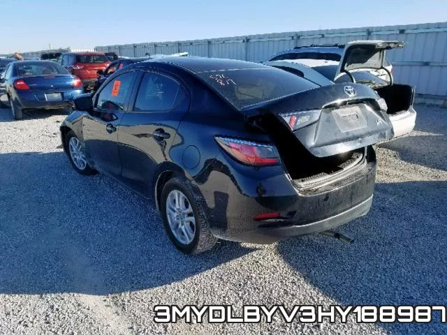 3MYDLBYV3HY188987_3.webp