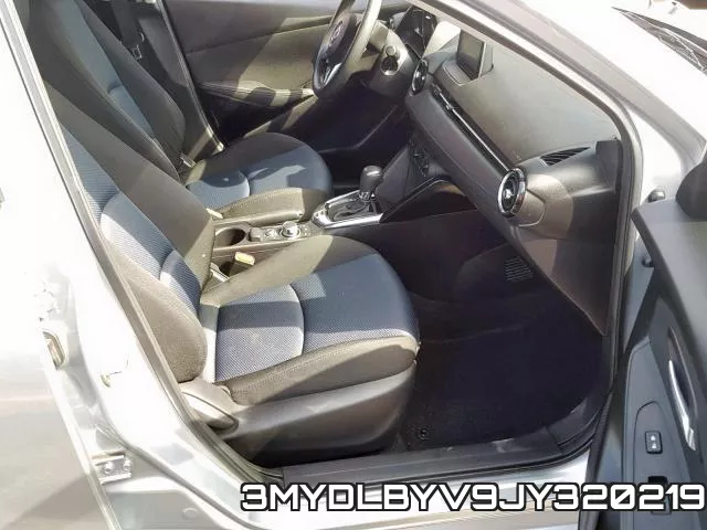 3MYDLBYV9JY320219_5.webp