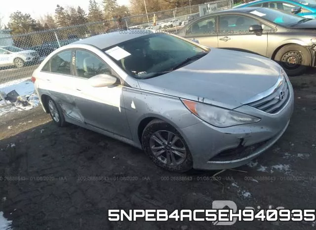 5NPEB4AC5EH940935