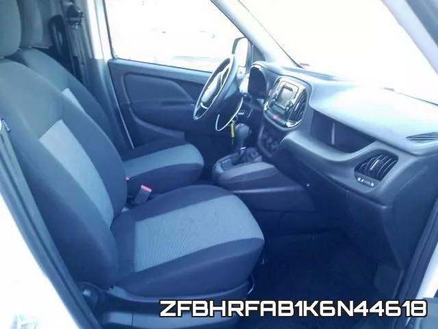 ZFBHRFAB1K6N44618_5.webp