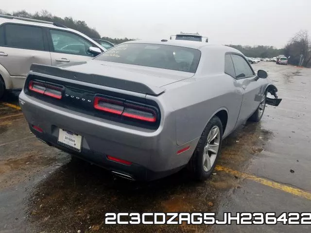 2C3CDZAG5JH236422_4.webp