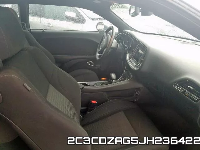2C3CDZAG5JH236422_5.webp