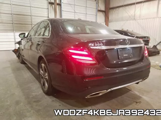 WDDZF4KB6JA392432_3.webp