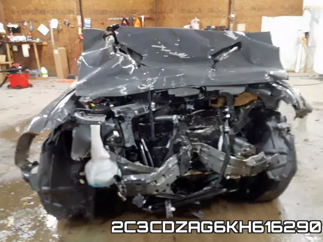 2C3CDZAG6KH616290_7.webp