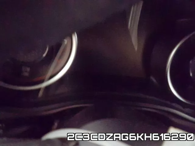 2C3CDZAG6KH616290_8.webp