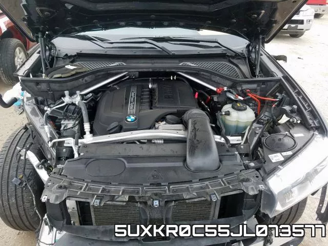 5UXKR0C55JL073577_7.webp