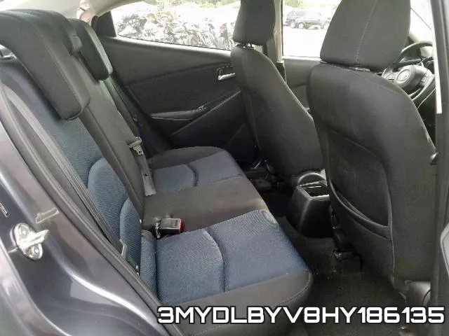 3MYDLBYV8HY186135_6.webp